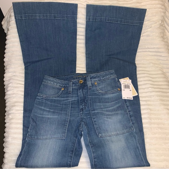 Women’s 00 MICHAEL KORS Mid Rise Flare Leg Vintage Blue Wash Jeans MH69CKY4V6 - Picture 4 of 16